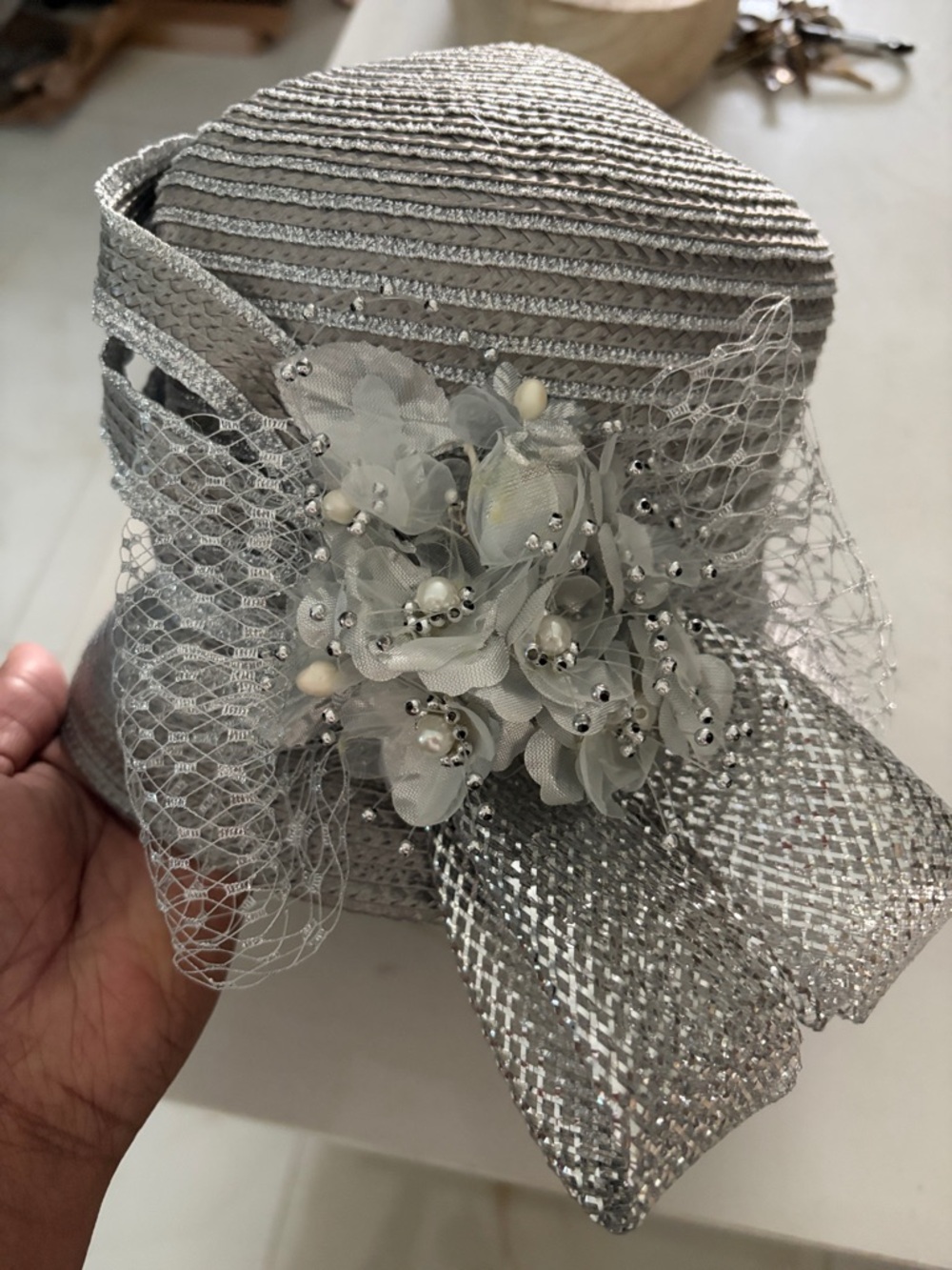 Elegant Silver Floral Veil Women's Hat